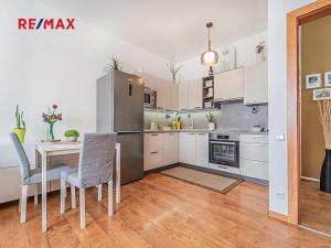 Pronájem bytu 2+kk, Slaný, Kybalova, 56 m2