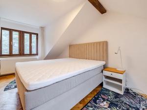 Pronájem bytu 2+kk, Praha - Karlín, Pernerova, 100 m2