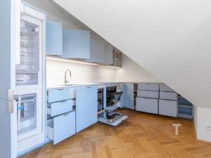 Prodej bytu 5+kk, Praha - Vinohrady, Hradešínská, 176 m2