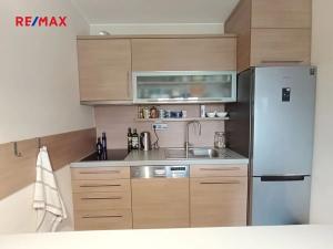 Prodej bytu 2+kk, Praha - Čakovice, Marie Podvalové, 58 m2