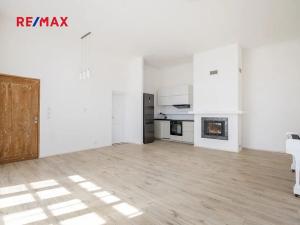 Prodej vícegeneračního domu, Vráž, Nad Loděnicí, 219 m2