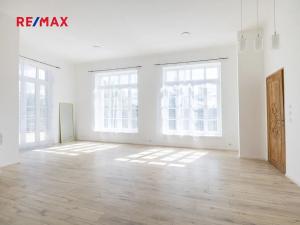 Prodej vícegeneračního domu, Vráž, Nad Loděnicí, 219 m2