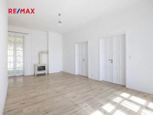 Prodej vícegeneračního domu, Vráž, Nad Loděnicí, 219 m2
