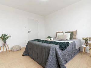 Prodej bytu 2+1, Vlašim, Komenského, 52 m2