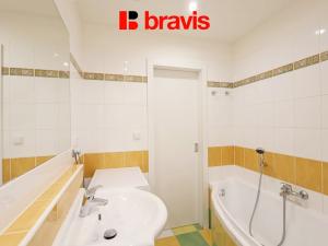 Pronájem bytu 2+kk, Brno - Bohunice, Okrouhlá, 41 m2