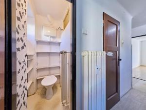 Prodej bytu 2+1, Trutnov - Střední Předměstí, Jiráskovo náměstí, 69 m2