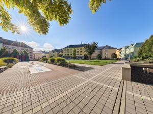 Prodej bytu 2+1, Trutnov - Střední Předměstí, Jiráskovo náměstí, 69 m2