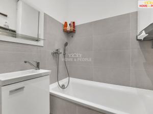 Prodej bytu 2+kk, Praha - Vysočany, Kolbenova, 44 m2