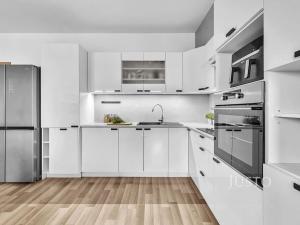 Prodej bytu 3+kk, Praha - Uhříněves, Oty Bubeníčka, 80 m2