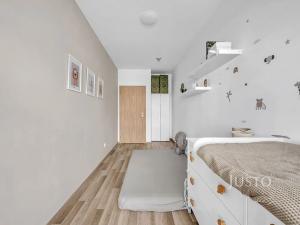 Prodej bytu 3+kk, Praha - Uhříněves, Oty Bubeníčka, 80 m2