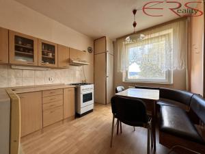 Prodej bytu 2+1, Jablonec nad Nisou, Na Výšině, 60 m2