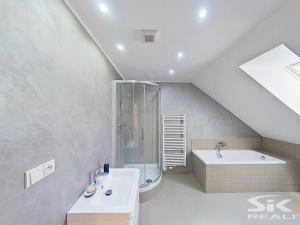 Prodej bytu 1+kk, Louny, Jeronýmova, 100 m2