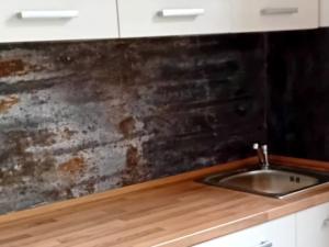 Pronájem bytu 1+1, Cheb, Mánesova, 25 m2