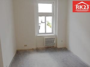 Pronájem bytu 1+1, Cheb, Mánesova, 25 m2