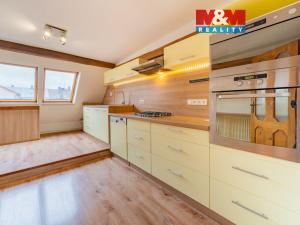 Prodej bytu 3+1, Cheb, Karlova, 140 m2