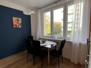 Prodej bytu 3+1, Karlovy Vary, Vítězná, 84 m2