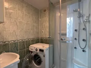 Prodej bytu 3+1, Karlovy Vary, Vítězná, 84 m2