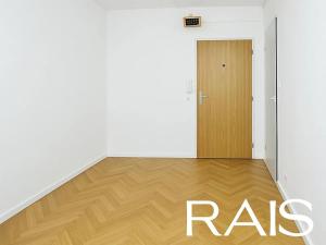 Prodej bytu 3+1, Hustopeče, U Větrolamu, 74 m2