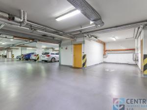 Prodej bytu 1+kk, Praha - Prosek, Nad šestikopy, 36 m2