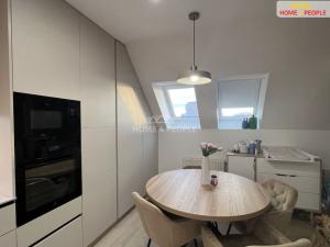 Prodej bytu 3+kk, Otrokovice, nám. 3. května, 95 m2