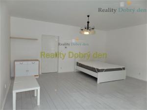 Pronájem bytu 2+1, Opava, Dolní náměstí, 80 m2
