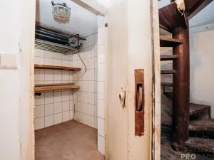 Prodej restaurace, Hodonín, Brandlova, 500 m2