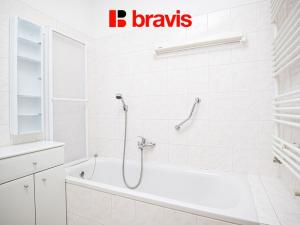 Pronájem bytu 1+kk, Brno - Komín, Absolonova, 34 m2