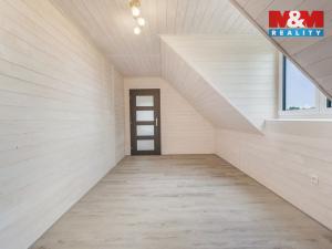 Prodej rodinného domu, Ostružno, 245 m2