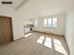 Pronájem bytu 3+kk, Havířov, Dlouhá třída, 75 m2
