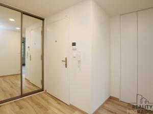 Pronájem bytu 3+kk, Praha - Záběhlice, Klapálkova, 220 m2