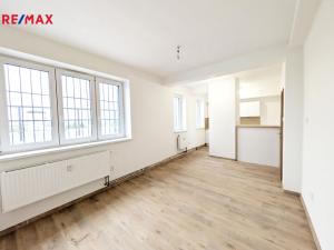 Pronájem bytu 2+kk, Havířov, Dlouhá třída, 44 m2