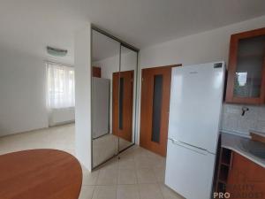 Pronájem bytu 1+kk, Úvaly, nám. Svobody, 30 m2