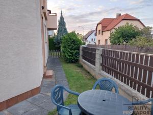 Pronájem bytu 1+kk, Úvaly, nám. Svobody, 30 m2