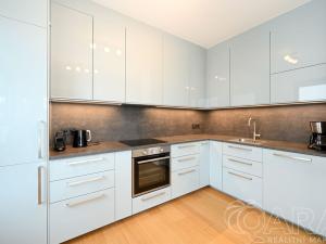 Pronájem bytu 3+kk, Praha - Malešice, Azzoniho, 80 m2