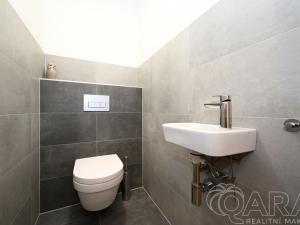 Pronájem bytu 3+kk, Praha - Malešice, Azzoniho, 80 m2