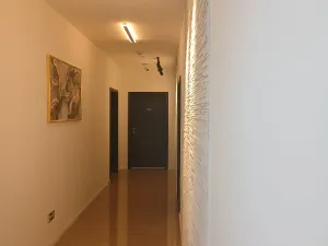 Pronájem bytu 2+kk, Karlovy Vary, 37 m2