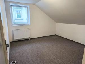 Pronájem bytu 2+kk, Trutnov, Lípové náměstí, 56 m2