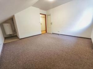 Pronájem bytu 2+kk, Trutnov, Lípové náměstí, 56 m2