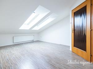 Pronájem bytu 4+kk, Praha - Vinoř, Labětínská, 116 m2