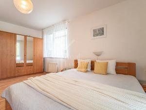 Pronájem bytu 2+kk, Praha - Krč, V Štíhlách, 65 m2