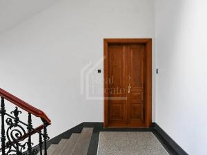 Pronájem kanceláře, Praha - Nové Město, Lazarská, 110 m2