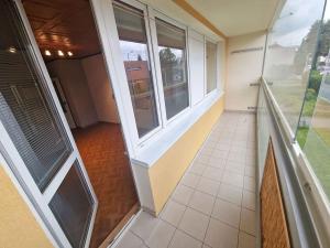 Pronájem bytu 3+1, Praha - Horní Počernice, Běchorská, 74 m2