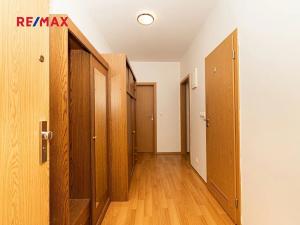 Prodej bytu 2+kk, Praha - Uhříněves, Václava Trojana, 51 m2