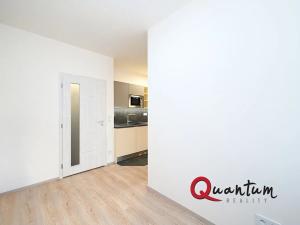 Pronájem bytu 1+kk, Praha - Hlubočepy, Fabiánové, 31 m2