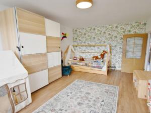 Prodej bytu 3+1, Ústí nad Labem - Neštěmice, Seifertova, 83 m2