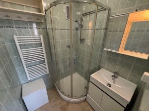 Prodej bytu 3+1, Cheb, Dukelská, 84 m2