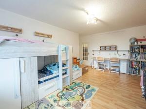 Prodej bytu 3+1, Praha - Petrovice, Frostova, 71 m2