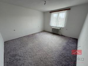 Pronájem bytu 3+1, Kejžlice, K Budíkovu, 77 m2