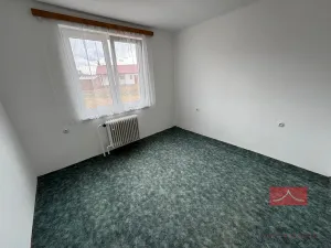 Pronájem bytu 3+1, Kejžlice, K Budíkovu, 77 m2