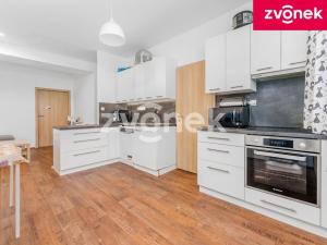 Prodej bytu 4+kk, Chropyně, 77 m2